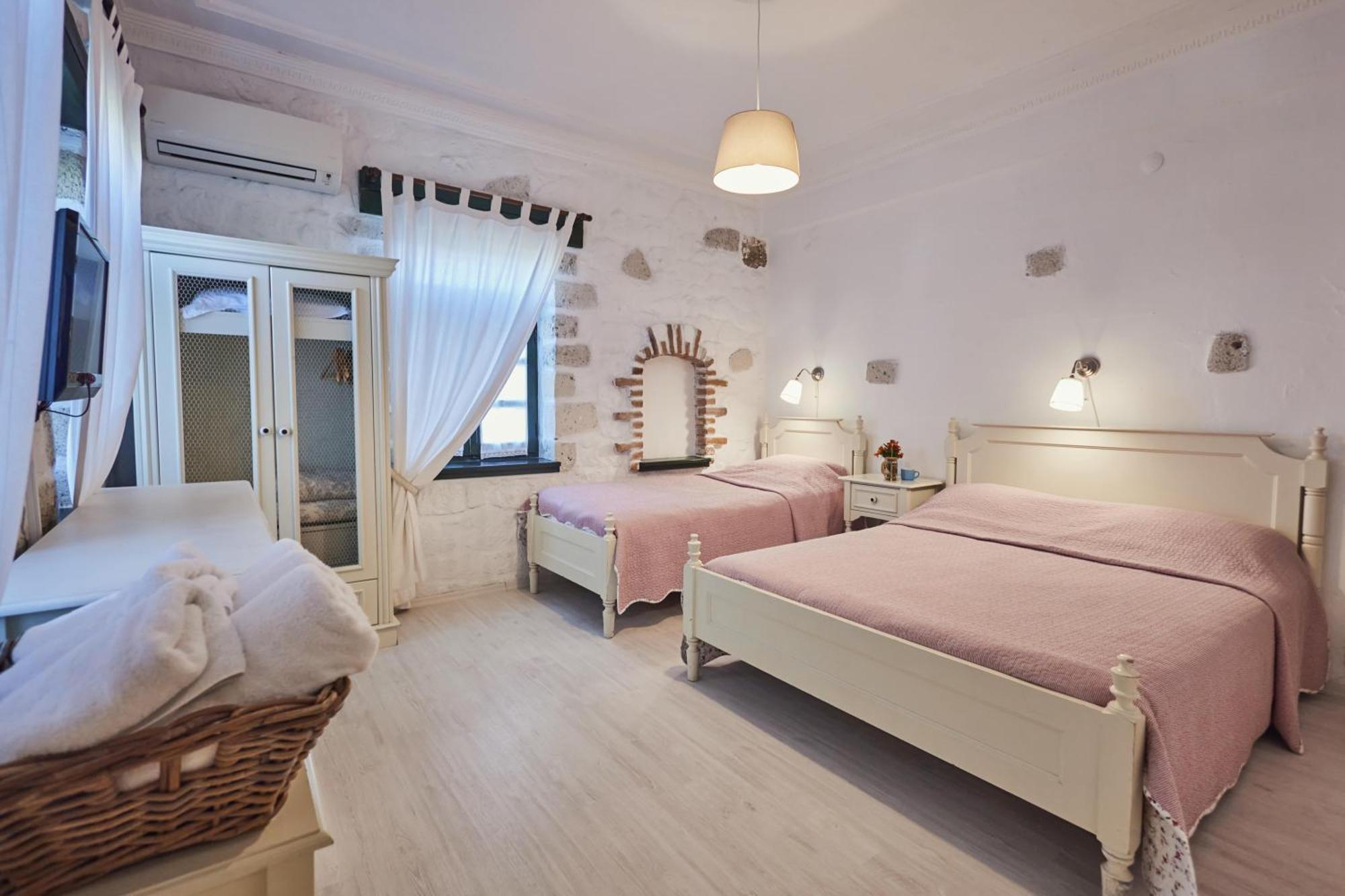 Alacati Zeytin Konak Hotel Eksteriør bilde