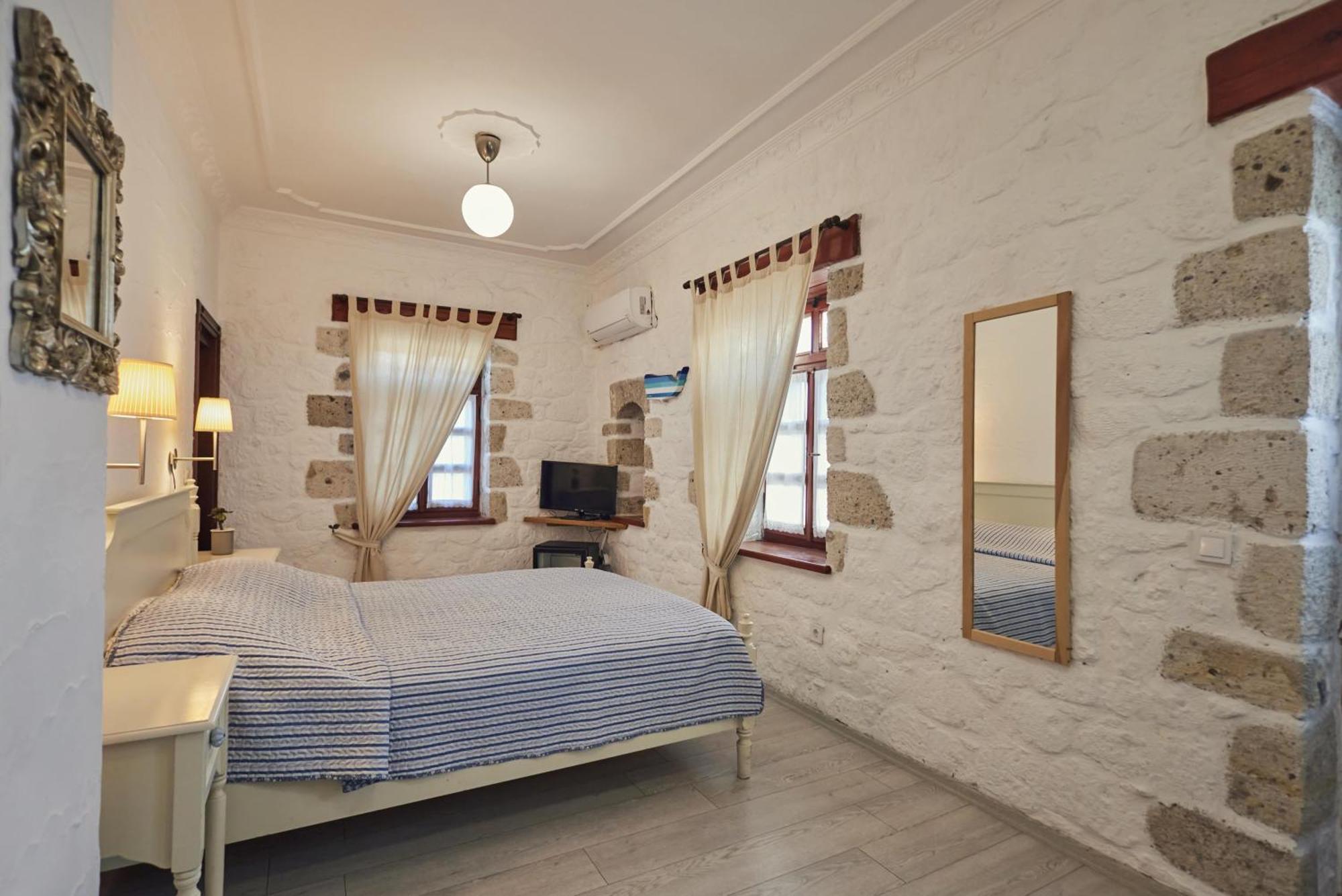 Alacati Zeytin Konak Hotel Eksteriør bilde